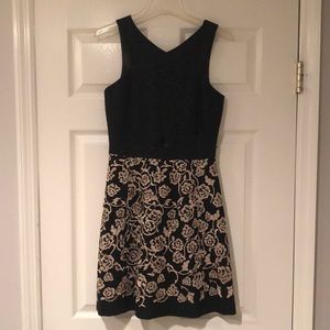 GIANNI BINI BLACK & GOLD LACE COCKTAIL DRS, Sz 4